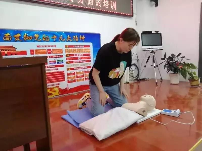 探寻青藏高原的神秘角落，杂多县之旅